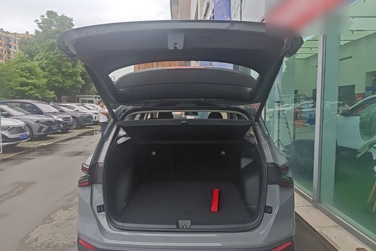 Used Jetta VS8 2026 Model 280TSI Automatic Supreme Edition Trunk