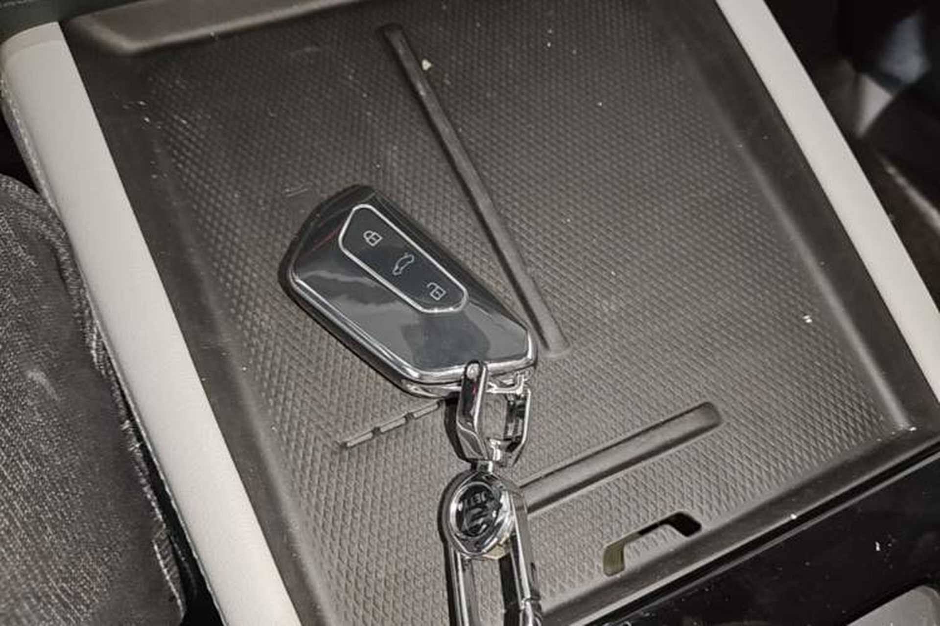 Used Jetta VS8 2026 Model 280TSI Automatic Supreme Edition Vehicle Key