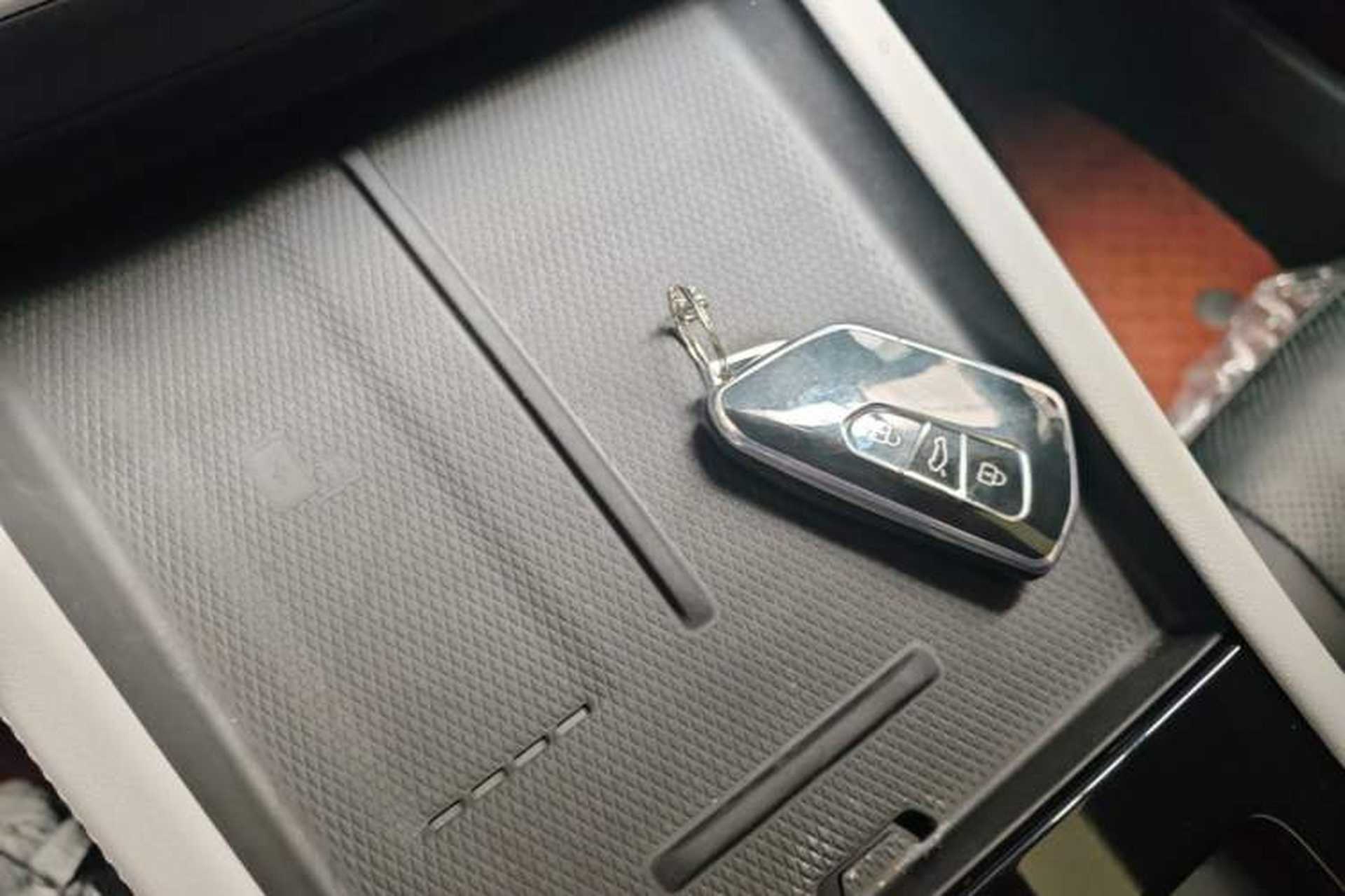 Used Jetta VS8 2026 Model 280TSI Automatic Supreme Edition Vehicle Key