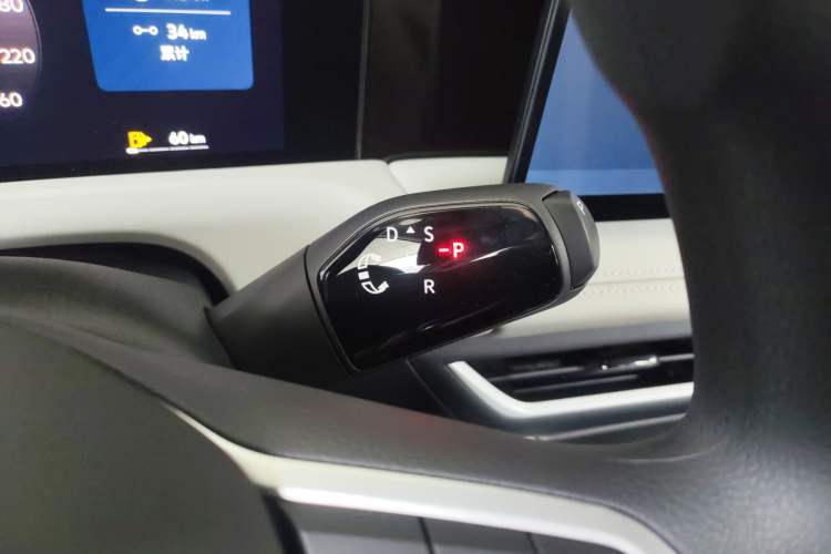 Used Jetta VS8 2026 Model 280TSI Automatic All-Round Edition Gear Lever