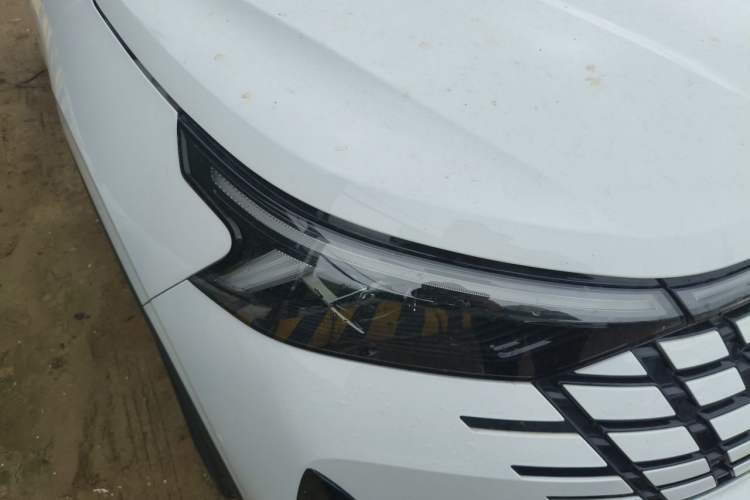 Used Jetta VS8 2026 Model 280TSI Automatic Smart Drive Edition Right Front Headlight