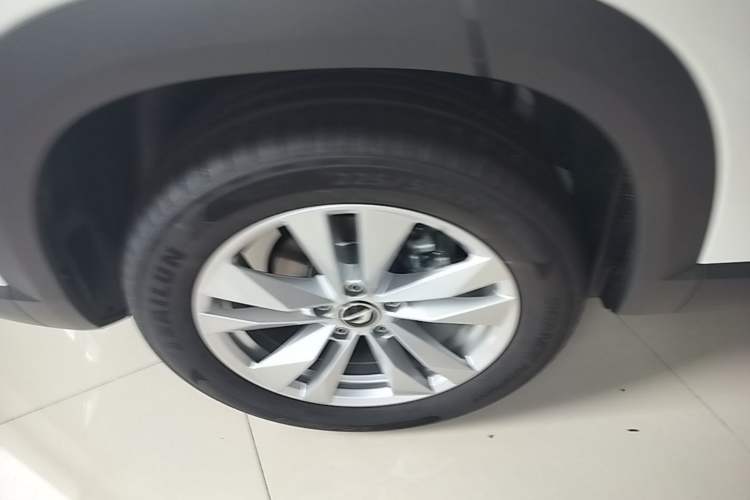 Used Jetta VS8 2026 Model 280TSI Automatic All-Round Edition Right Rear Wheel Hub