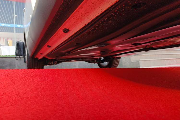Used Jetta VS8 2026 Model 280TSI Automatic All-Round Edition Right Side Sill