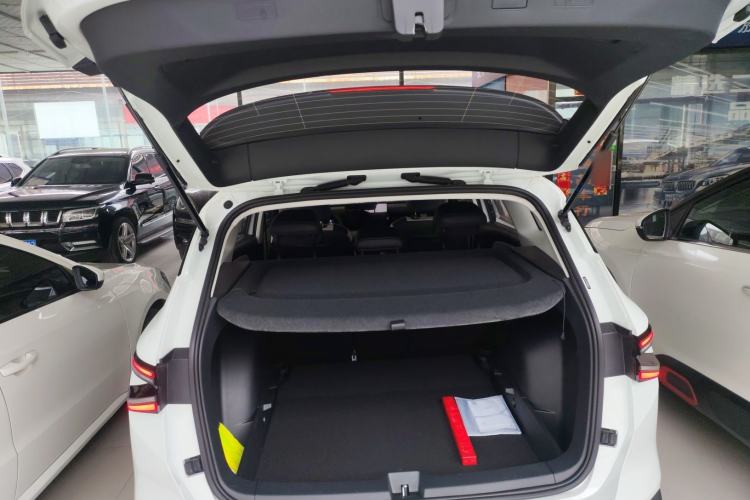 Used Jetta VS8 2026 Model 280TSI Automatic All-Round Edition Trunk