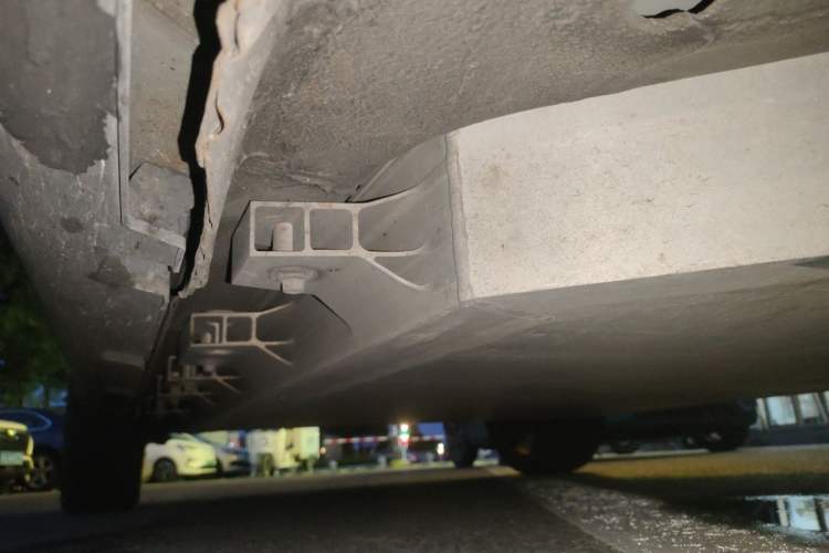 Used Jiangnan U2 2023 400 Pro Edition Chassis Front Right