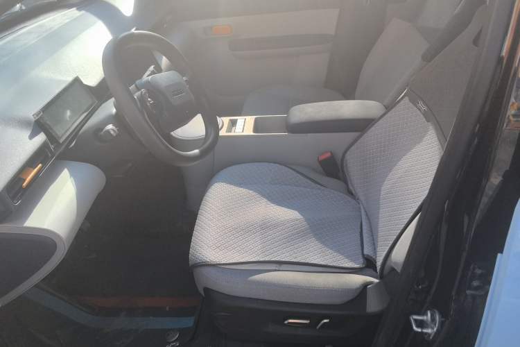 Used Jiangnan U2 2023 400 Pro Edition Driver Seat