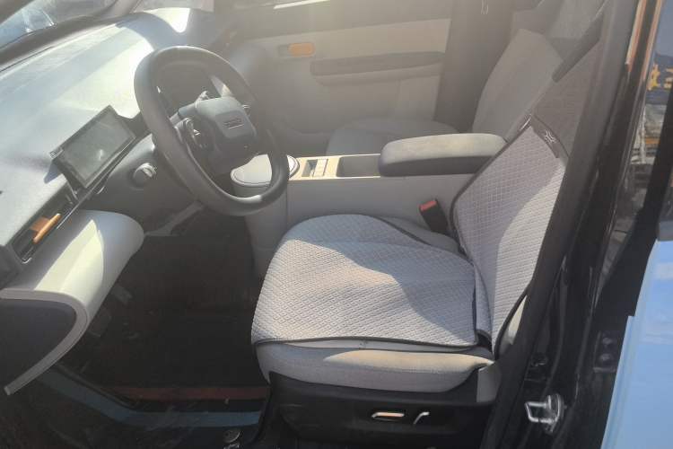 Used Jiangnan U2 2023 400 Pro Edition Left Front Seat