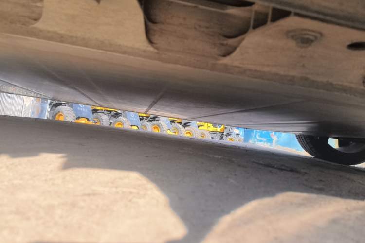 Used Jiangnan U2 2023 400 Pro Edition Right Side Sill