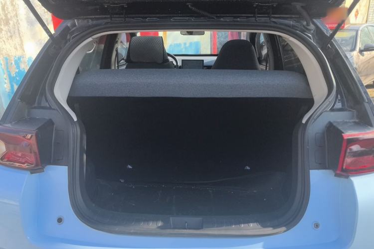 Used Jiangnan U2 2023 400 Pro Edition Trunk