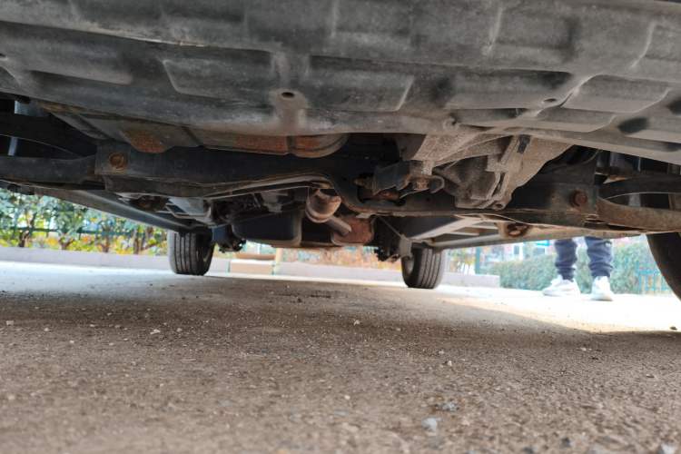 Used Jinbei 750 2015 1.5L Flagship Model Chassis Front