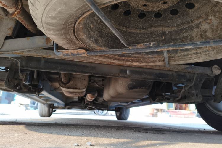 Used Jinbei 750 2015 1.5L Flagship Model Chassis Rear