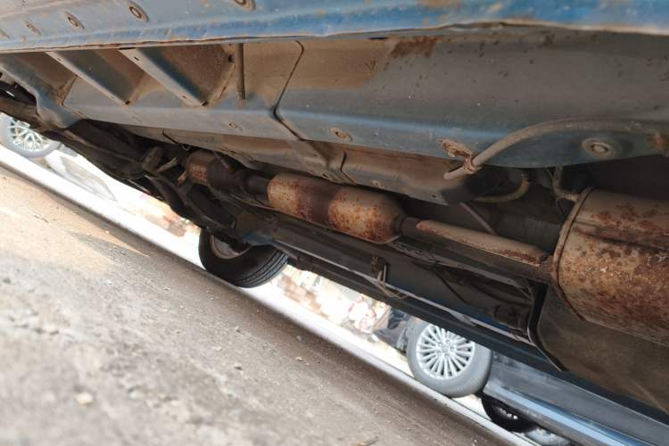 Used Jinbei 750 2015 1.5L Flagship Model Chassis Rear Left