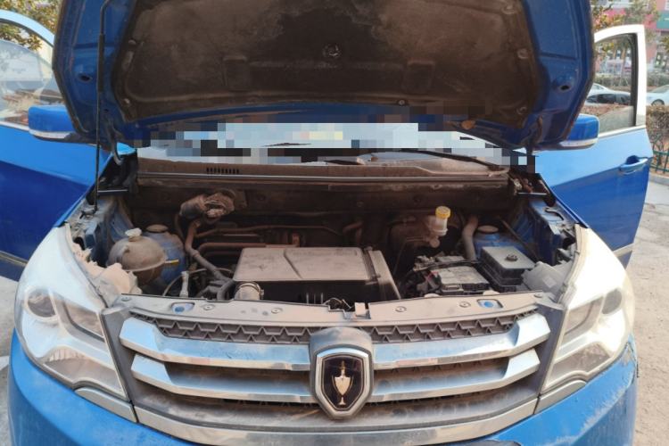 Used Jinbei 750 2015 1.5L Flagship Model Engine Bay