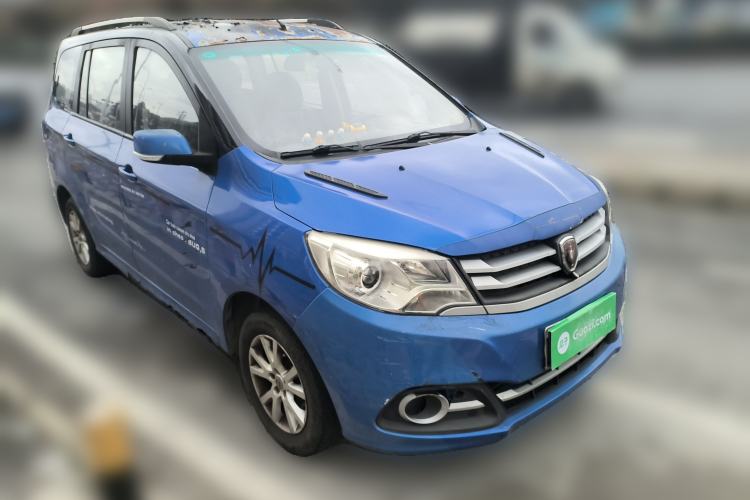 Used Jinbei 750 2015 1.5L Comfort Model Front Right 45 Deg