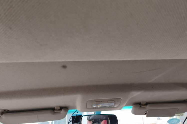 Used Jinbei 750 2015 1.5L Flagship Model Headliner