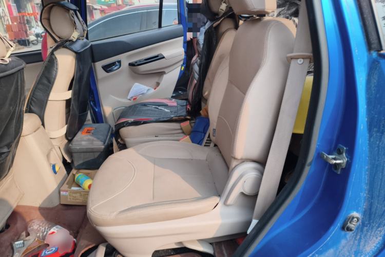 Used Jinbei 750 2015 1.5L Flagship Model Left Rear Seat