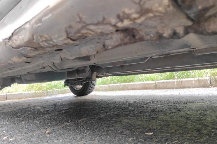 Used Jinbei 750 2015 1.5L Flagship Model Chassis Front Right
