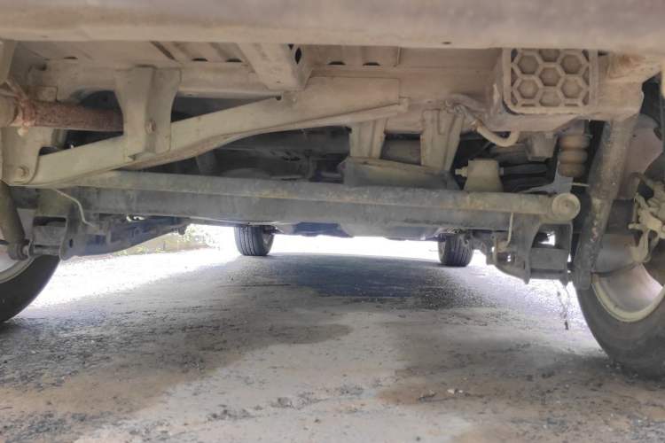 Used Jinbei 750 2015 1.5L Flagship Model Chassis Rear