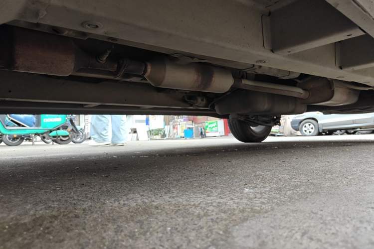 Used Jinbei 750 2015 1.5L Luxury Model Chassis Front Left
