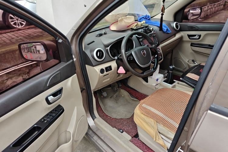 Used Jinbei 750 2015 1.5L Luxury Model Driver Seat
