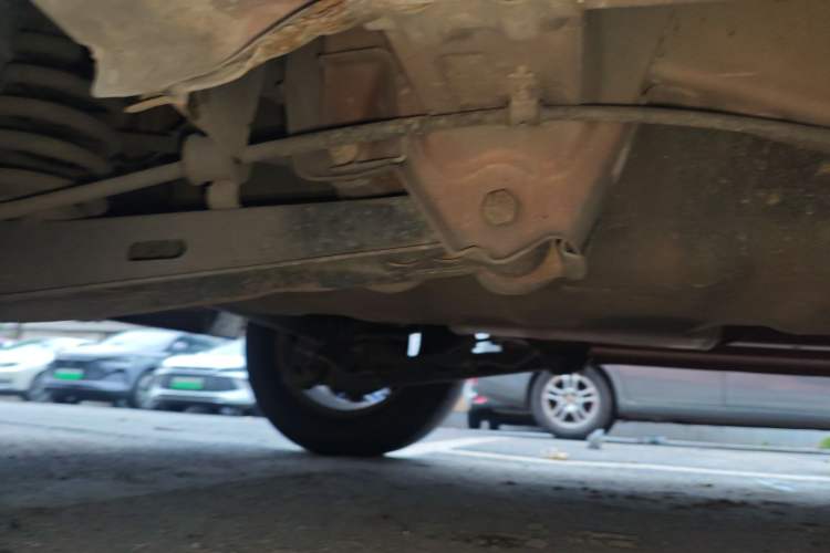 Used Jinbei 750 2015 1.5L Flagship Model Chassis Rear Right