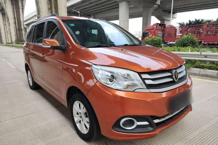 Used Jinbei 750 2015 1.5L Luxury Model Exterior 2