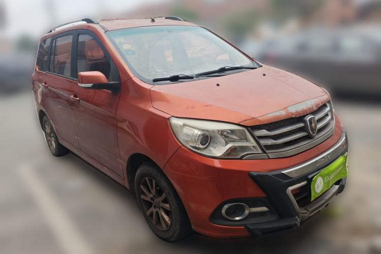 Used Jinbei 750 2015 1.5L Flagship Model Front Right 45 Deg