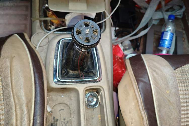Used Jinbei 750 2015 1.5L Flagship Model Gear Lever