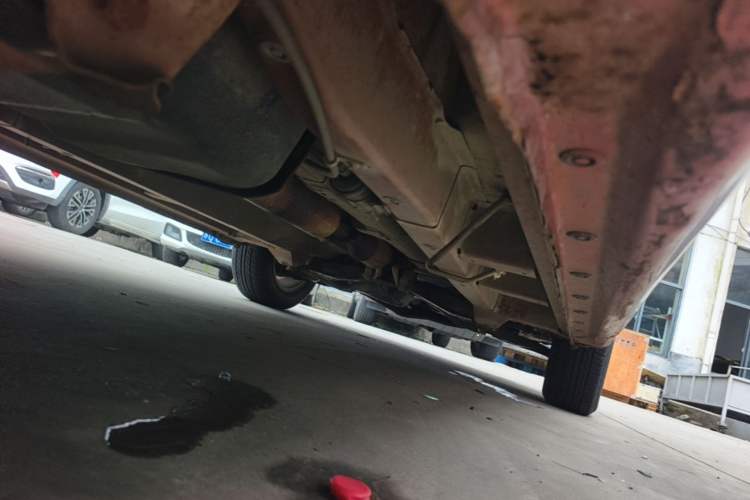 Used Jinbei 750 2015 1.5L Luxury Model Chassis Rear Right