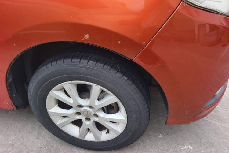 Used Jinbei 750 2015 1.5L Luxury Model Right Front Wheel Hub