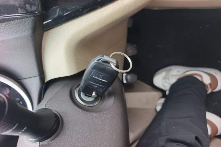 Used Jinbei 750 2015 1.5L Luxury Model Vehicle Key