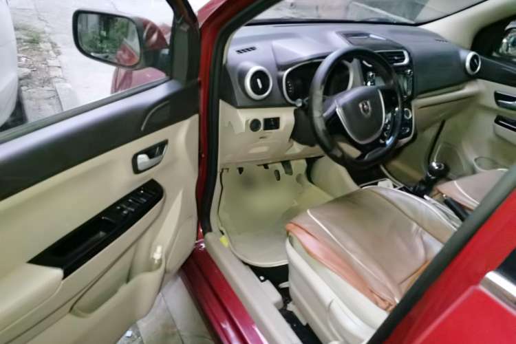 Used Jinbei 750 2015 1.5L Luxury Model Driver Seat