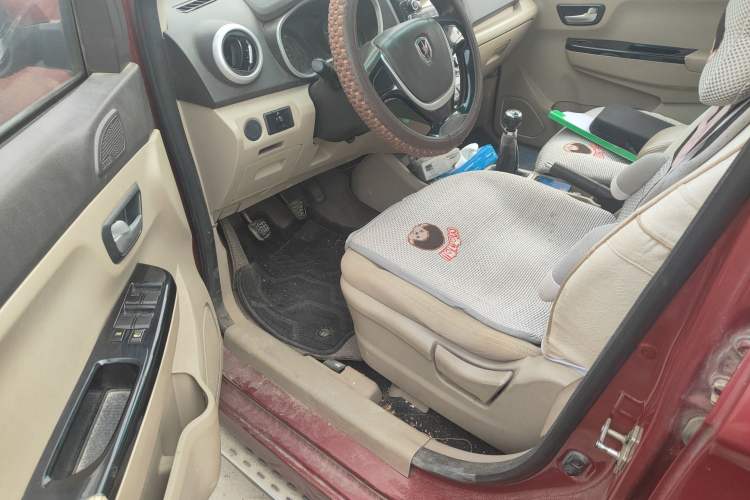 Used Jinbei 750 2015 1.5L Comfort Model Driver Seat