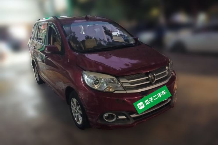 Used Jinbei 750 2015 1.5L Luxury Model Front Right 45 Deg