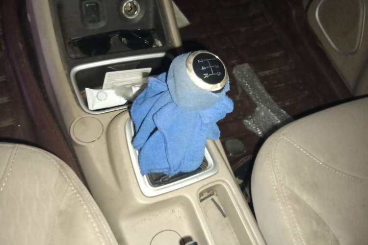 Used Jinbei 750 2015 1.5L Luxury Model Gear Lever