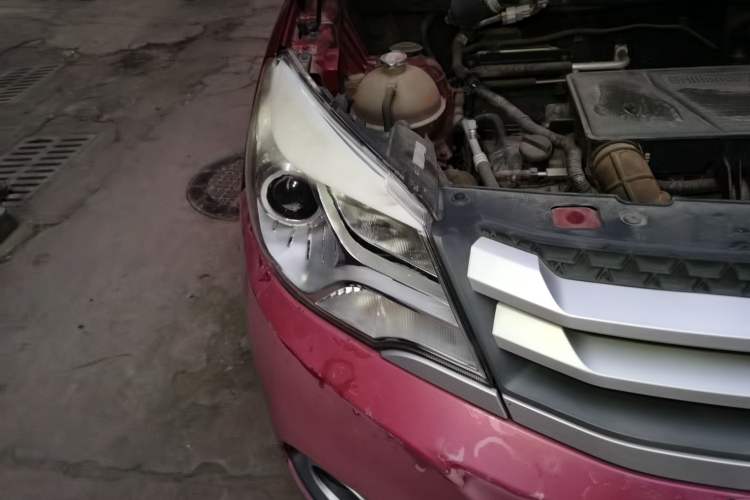 Used Jinbei 750 2015 1.5L Luxury Model Right Front Headlight