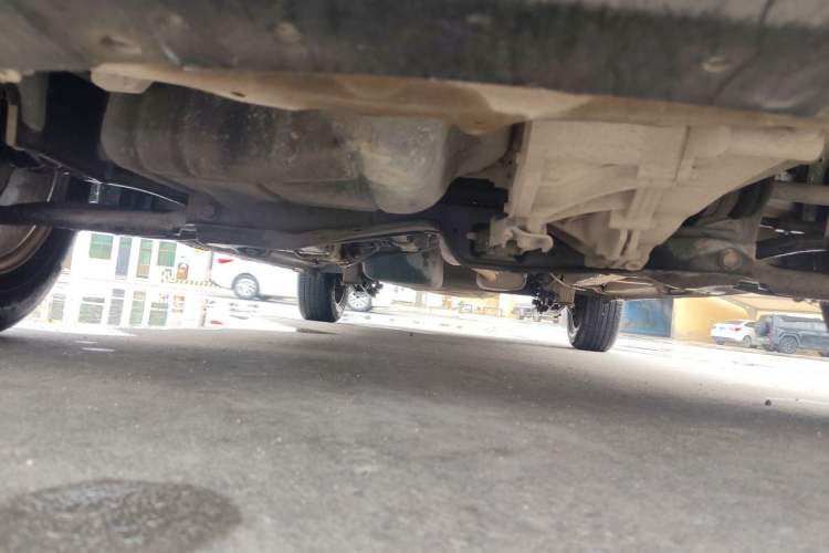 Used Jinbei 750 2015 1.5L Luxury Model Chassis Front
