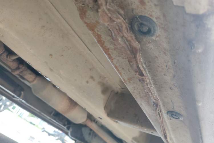 Used Jinbei 750 2015 1.5L Luxury Model Chassis Front Left