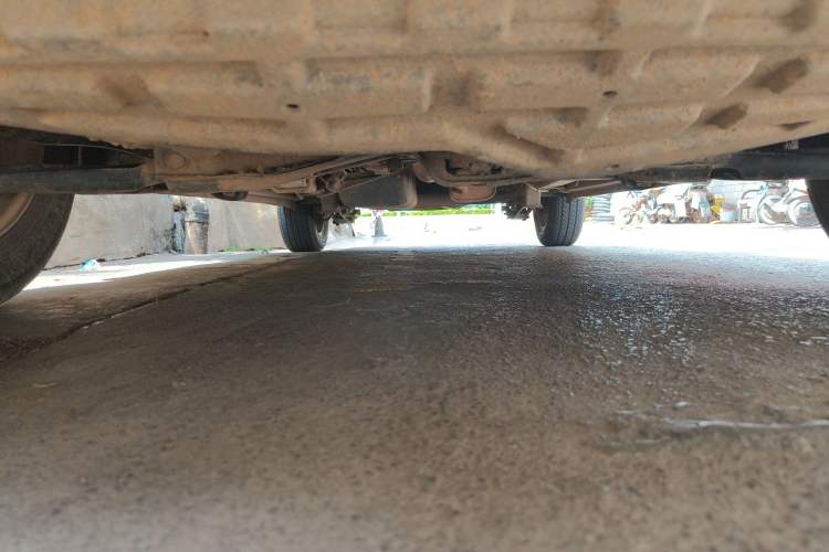 Used Jinbei 750 2015 1.5L Luxury Model Chassis Front