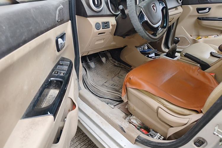 Used Jinbei 750 2015 1.5L Luxury Model Driver Seat