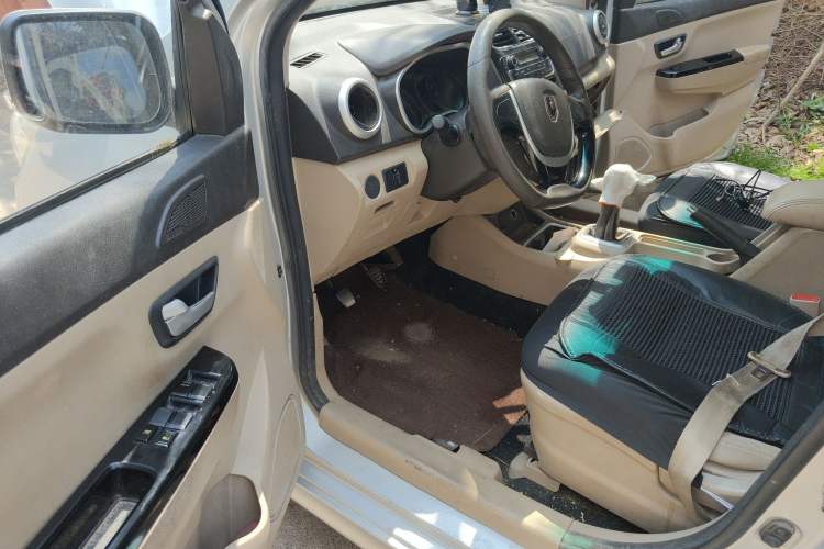 Used Jinbei 750 2015 1.5L Luxury Model Driver Seat