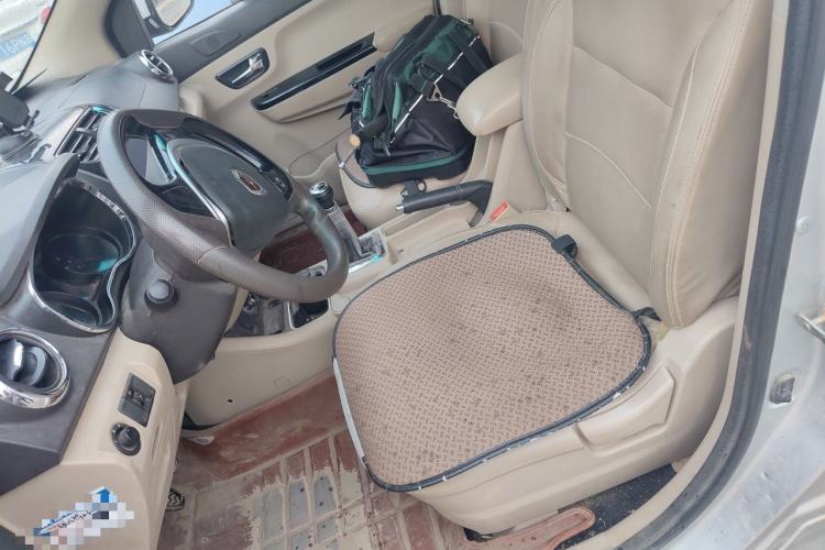 Used Jinbei 750 2015 1.5L Luxury Model Left Front Seat