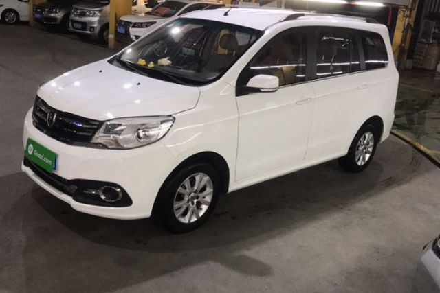 Used Jinbei 750 2015 1.5L Deluxe Model