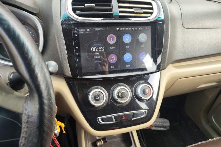 Used Jinbei 750 2015 1.5L Comfort Model Audio And AC Panel