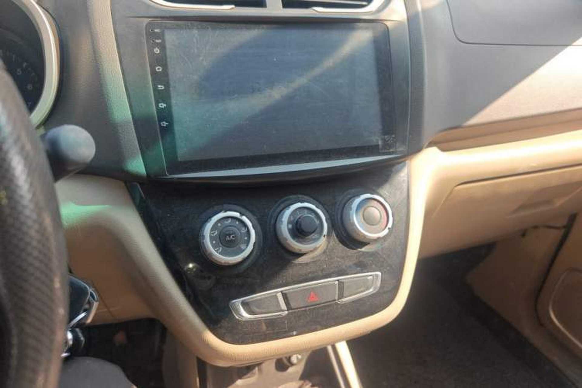 Used Jinbei 750 2015 1.5L Comfort Model Audio And AC Panel