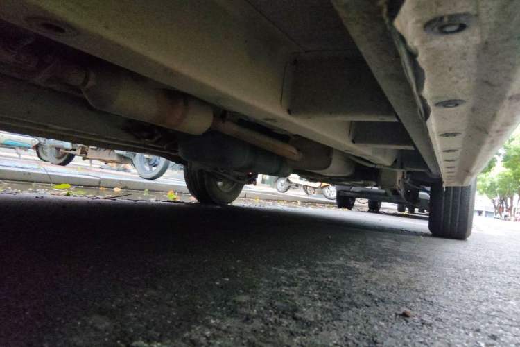 Used Jinbei 750 2015 1.5L Comfort Model Chassis Front Left