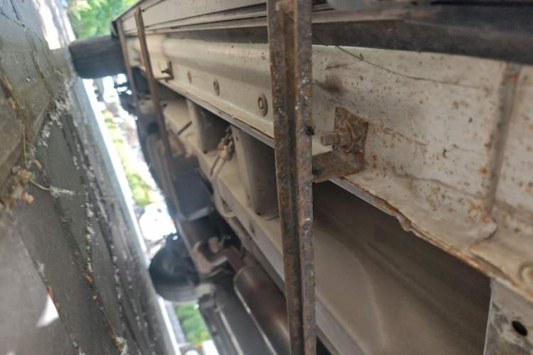 Used Jinbei 750 2015 1.5L Luxury Model Chassis Front Right