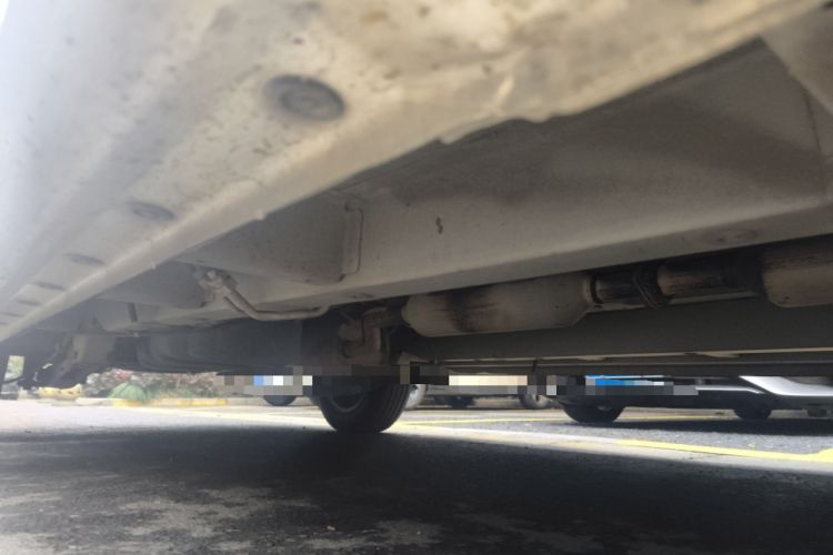 Used Jinbei 750 2015 1.5L Luxury Model Chassis Front Right