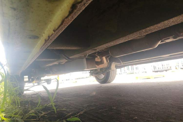 Used Jinbei 750 2015 1.5L Luxury Model Chassis Front Right