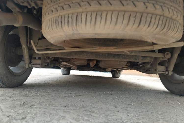 Used Jinbei 750 2015 1.5L Comfort Model Chassis Rear